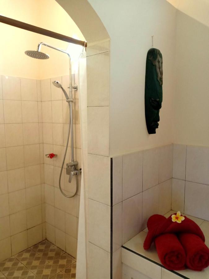 Sawah Lovina Hotell Exteriör bild